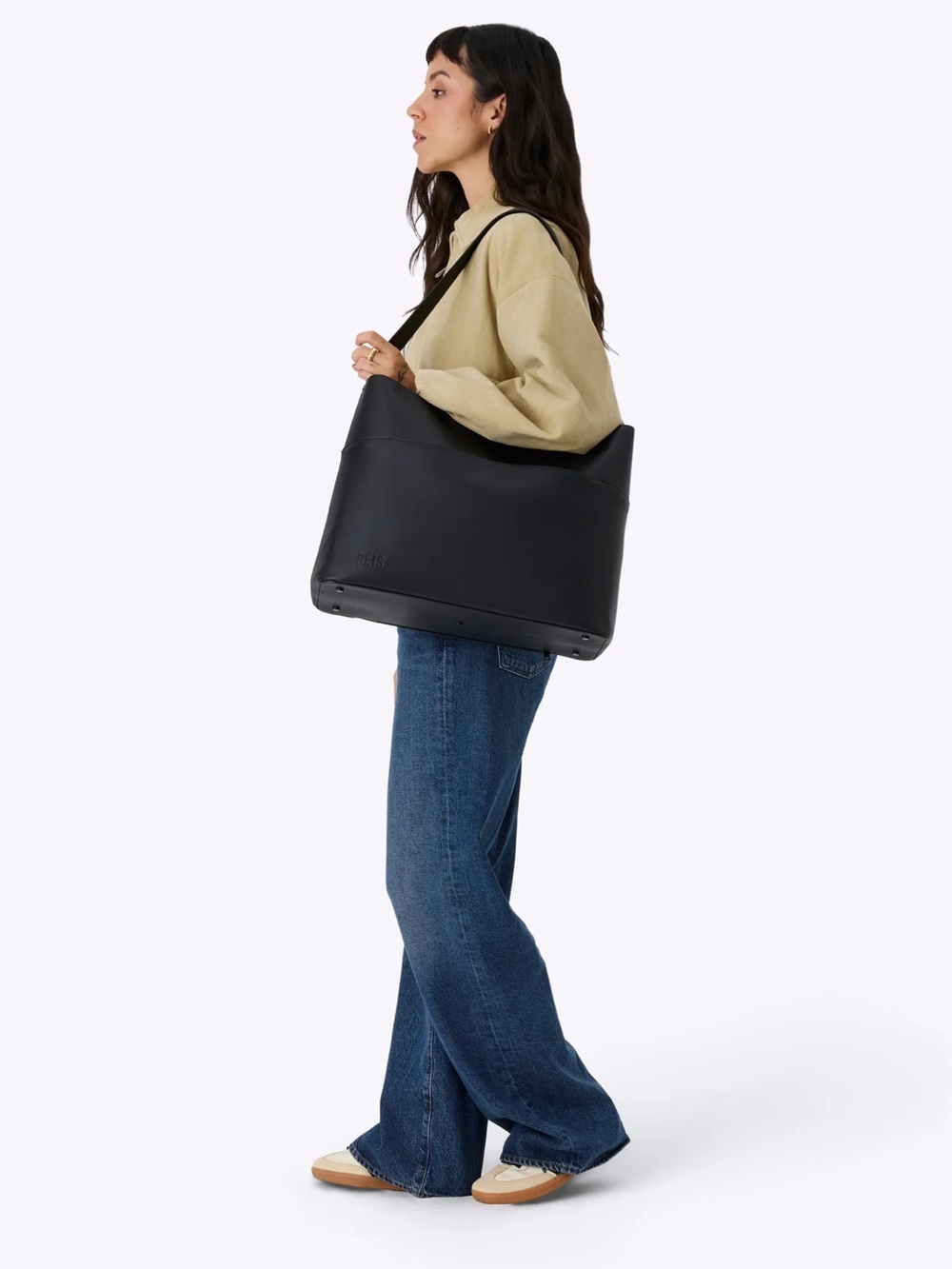 BEIS the Diaper Tote - Minimalist Everyday Bag/Diaper Bag - Picture 2 of 6
